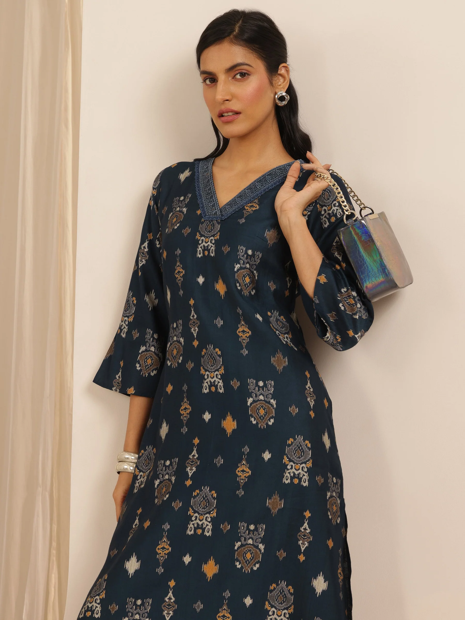49591_6_Main_f4e08164-21d2-4566-a023-18dfe9c3f3be.webp Navy Blue Printed Silk Blend Co-Ord Sets - Image 1